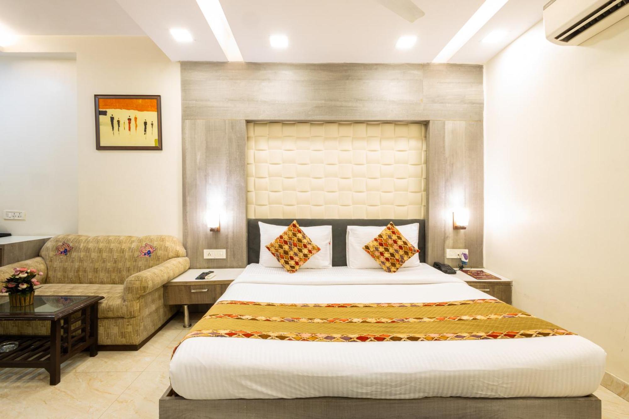 Hotel Red Castle - Karol Bagh - Where Luxury Meets Comfort Nueva Delhi Exterior foto